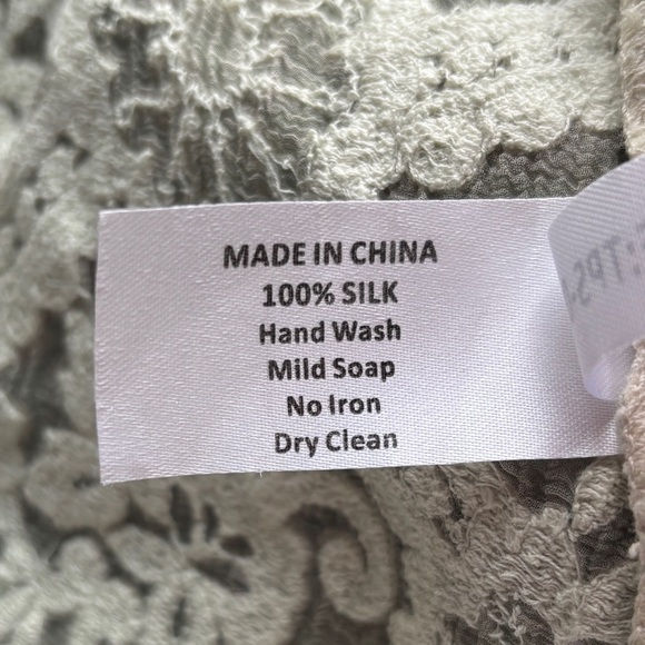 Hazel Embroidered Silk Dress Tunic Boho Woman’s Size Medium - Picture 6 of 9